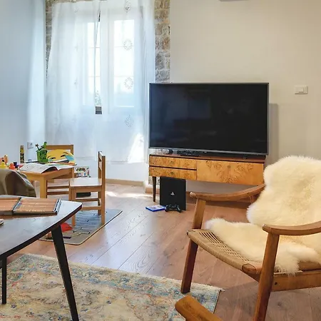 Palazzo 1812 * 크르니카