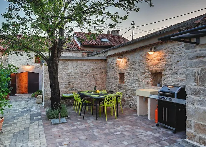 Villa Palazzo 1812 *