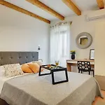 Palazzo 1812 Villa *